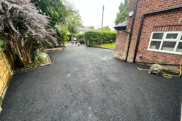 tarmac driveways Stockport